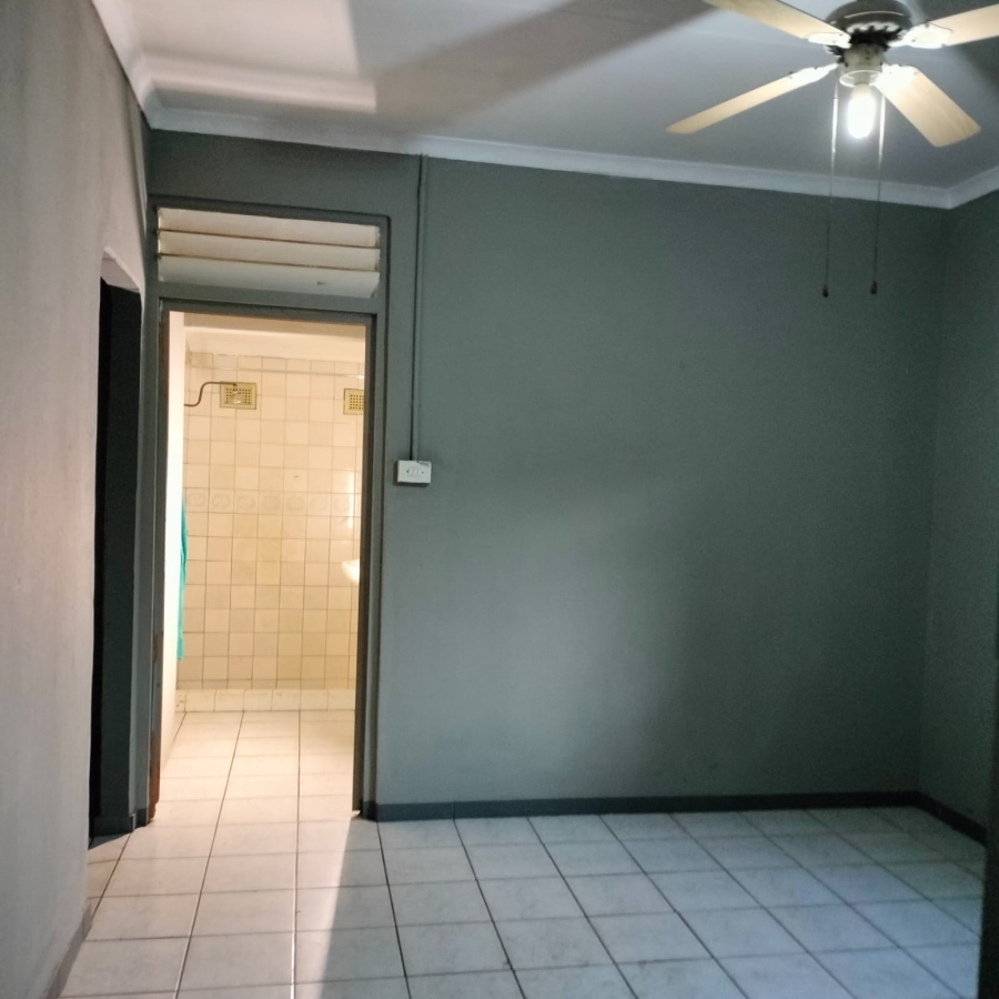 To Let 1 Bedroom Property for Rent in Kildare KwaZulu-Natal