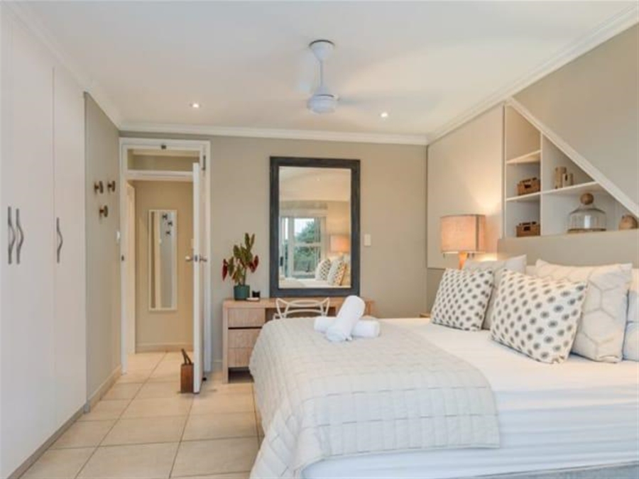 To Let 4 Bedroom Property for Rent in Shakas Rock KwaZulu-Natal
