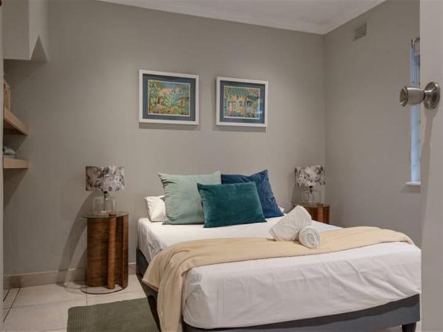 To Let 4 Bedroom Property for Rent in Shakas Rock KwaZulu-Natal