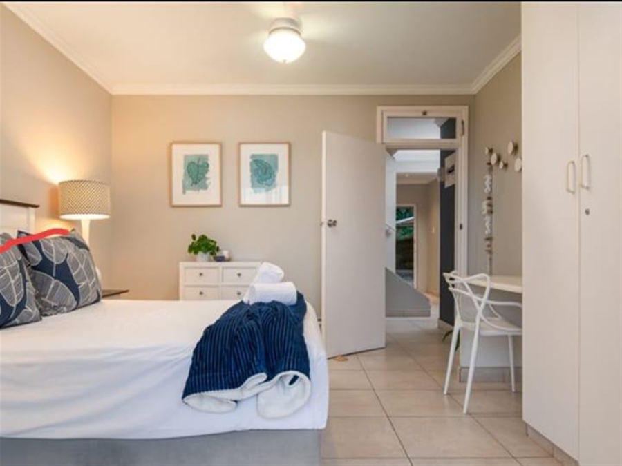 To Let 4 Bedroom Property for Rent in Shakas Rock KwaZulu-Natal