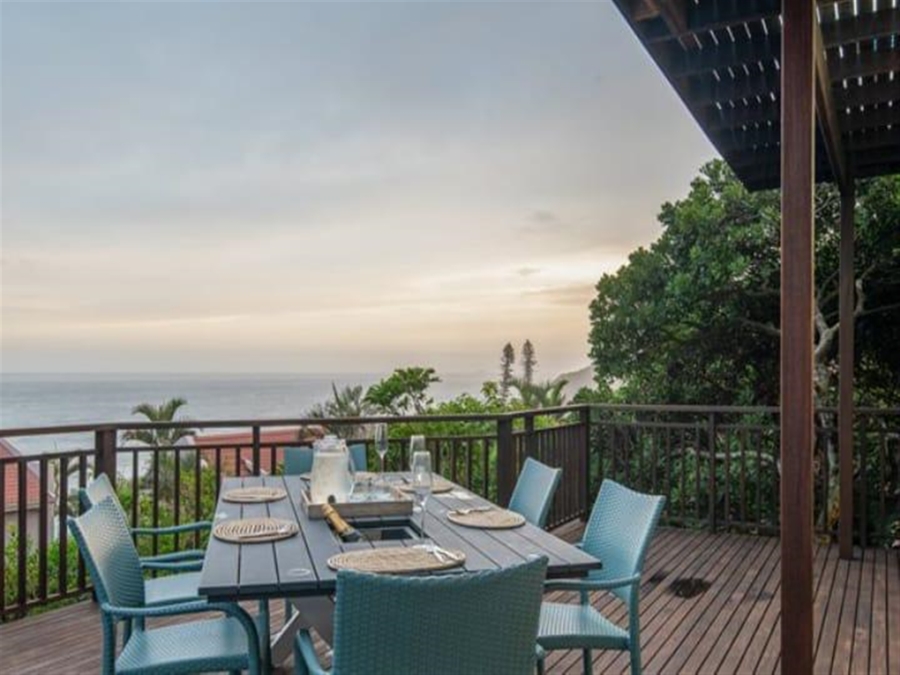 To Let 4 Bedroom Property for Rent in Shakas Rock KwaZulu-Natal