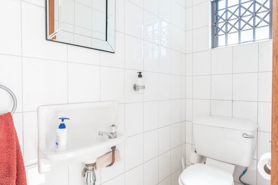 3 Bedroom Property for Sale in Freeland Park KwaZulu-Natal