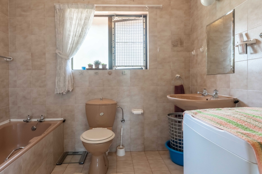 3 Bedroom Property for Sale in Freeland Park KwaZulu-Natal