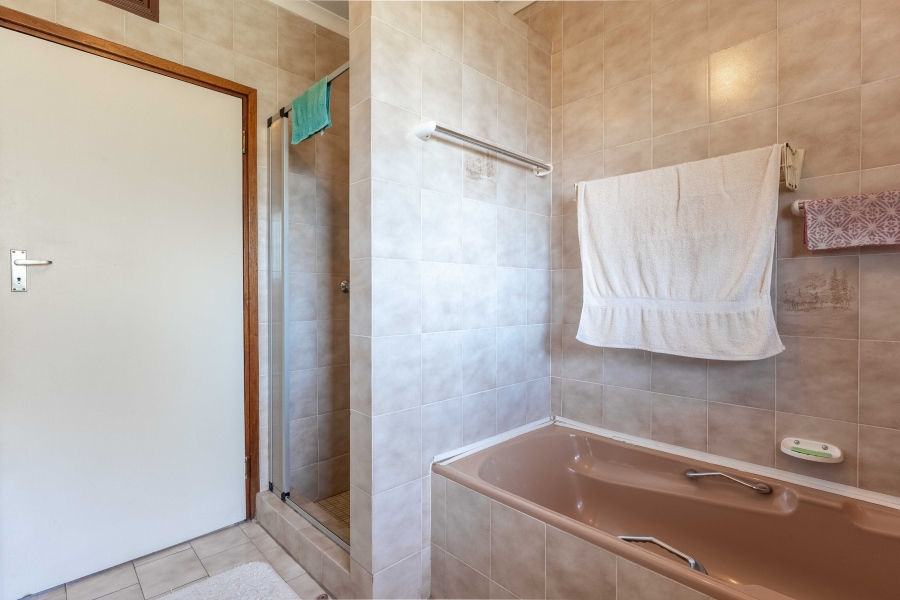3 Bedroom Property for Sale in Freeland Park KwaZulu-Natal