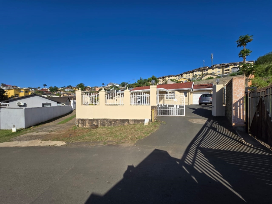 3 Bedroom Property for Sale in Centenary Park KwaZulu-Natal