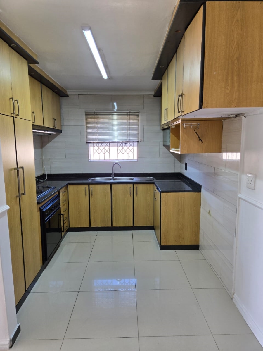 3 Bedroom Property for Sale in Centenary Park KwaZulu-Natal