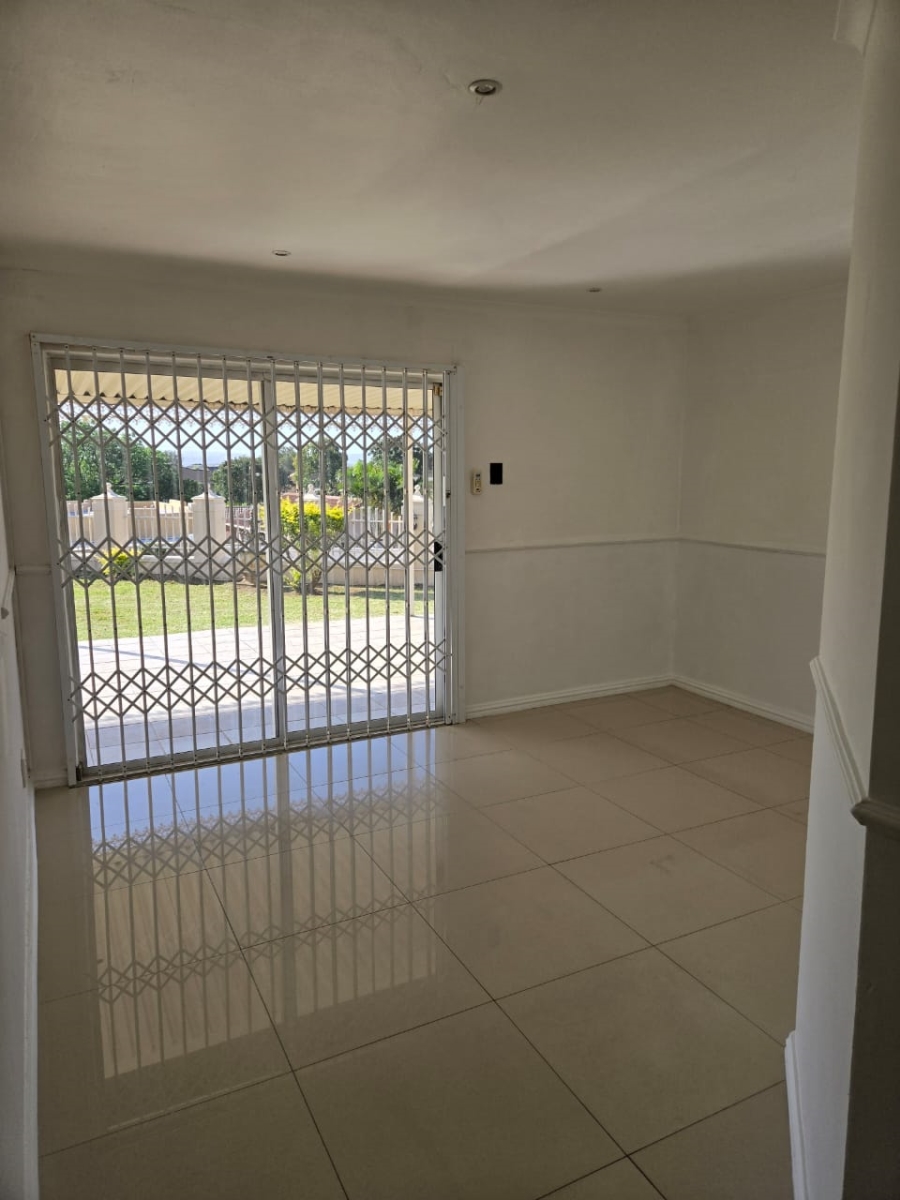 3 Bedroom Property for Sale in Centenary Park KwaZulu-Natal