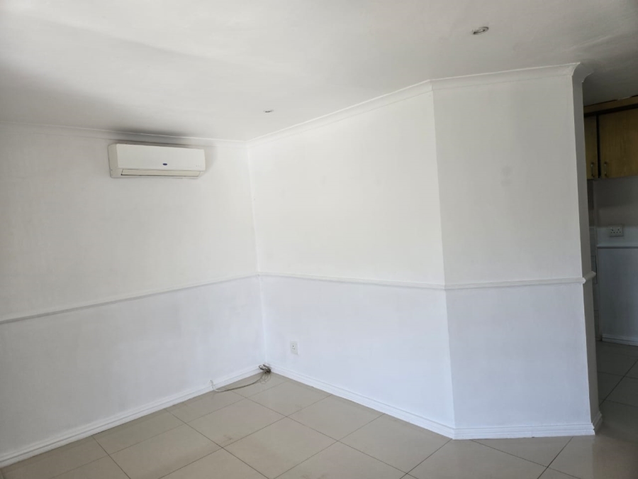 3 Bedroom Property for Sale in Centenary Park KwaZulu-Natal