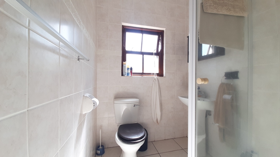 4 Bedroom Property for Sale in Seaward Estate KwaZulu-Natal