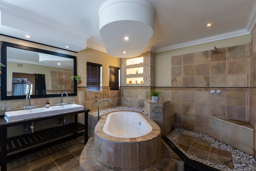 14 Bedroom Property for Sale in Salt Rock KwaZulu-Natal