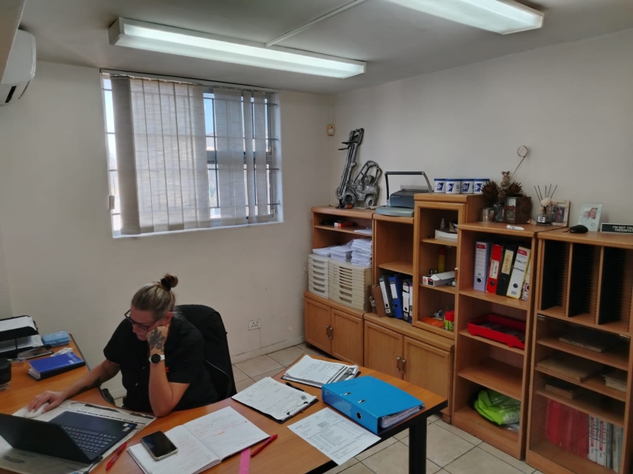 To Let commercial Property for Rent in Westmead KwaZulu-Natal