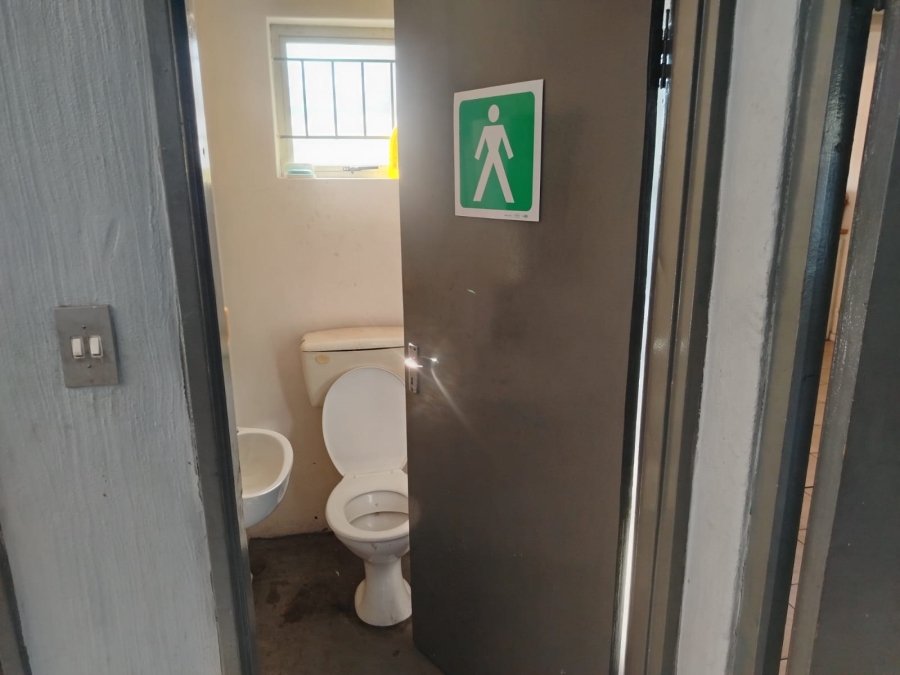 To Let commercial Property for Rent in Westmead KwaZulu-Natal