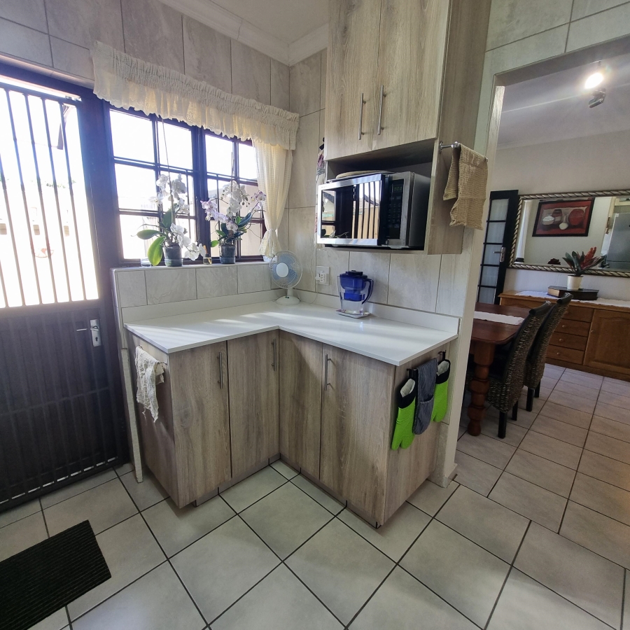 3 Bedroom Property for Sale in Pennington KwaZulu-Natal