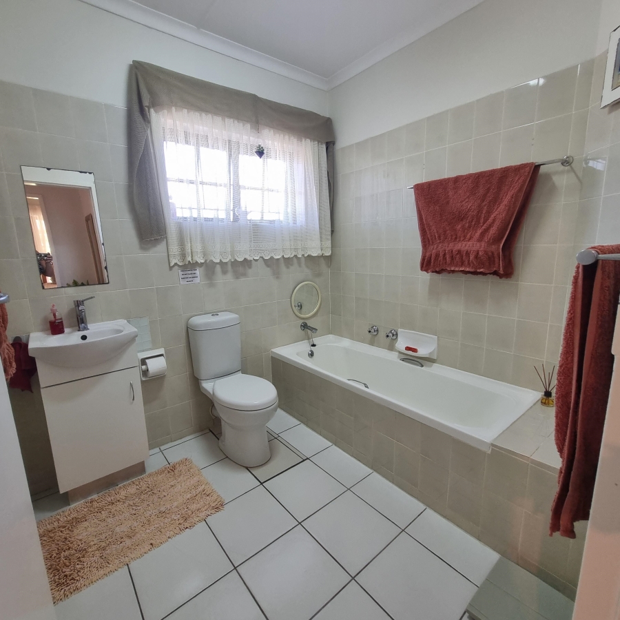 3 Bedroom Property for Sale in Pennington KwaZulu-Natal