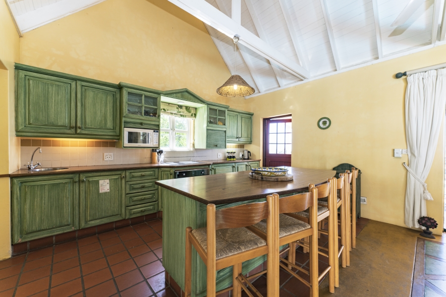 6 Bedroom Property for Sale in Prince