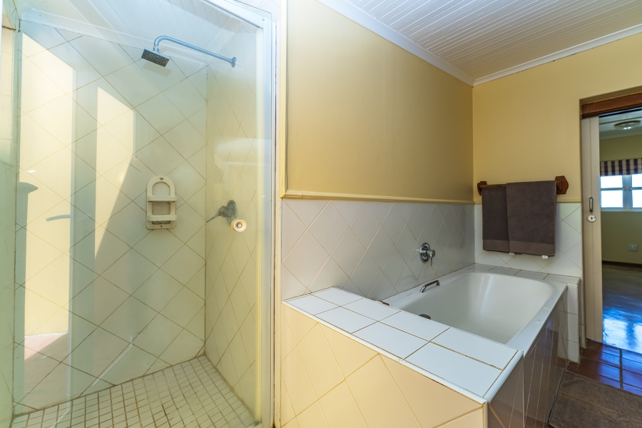 6 Bedroom Property for Sale in Prince