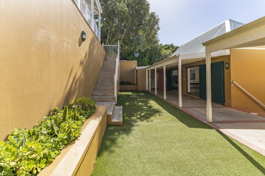 6 Bedroom Property for Sale in Prince