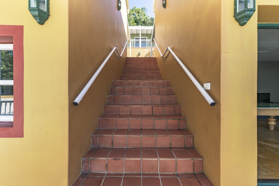 6 Bedroom Property for Sale in Prince
