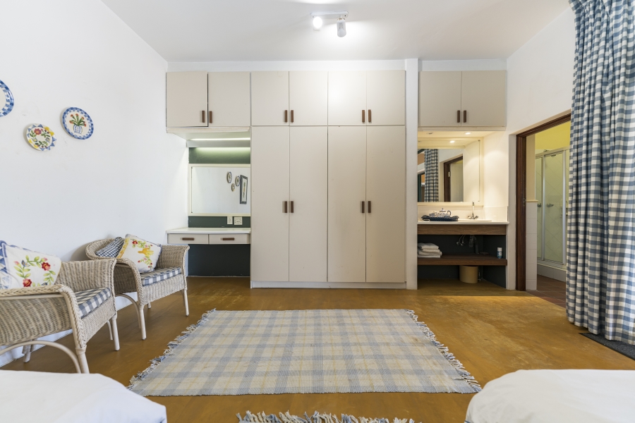 6 Bedroom Property for Sale in Prince