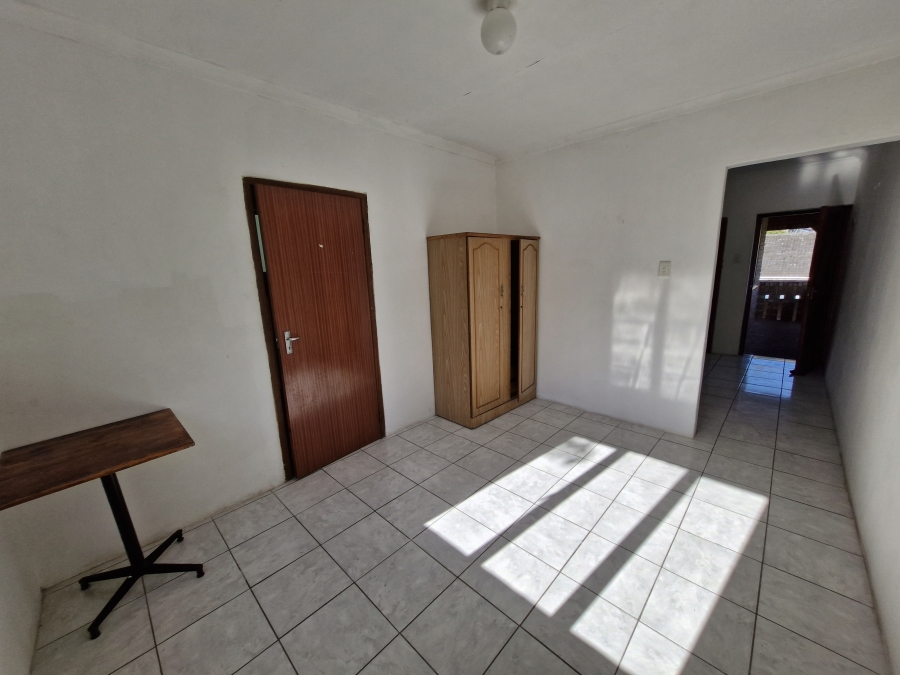To Let 1 Bedroom Property for Rent in Hillary KwaZulu-Natal
