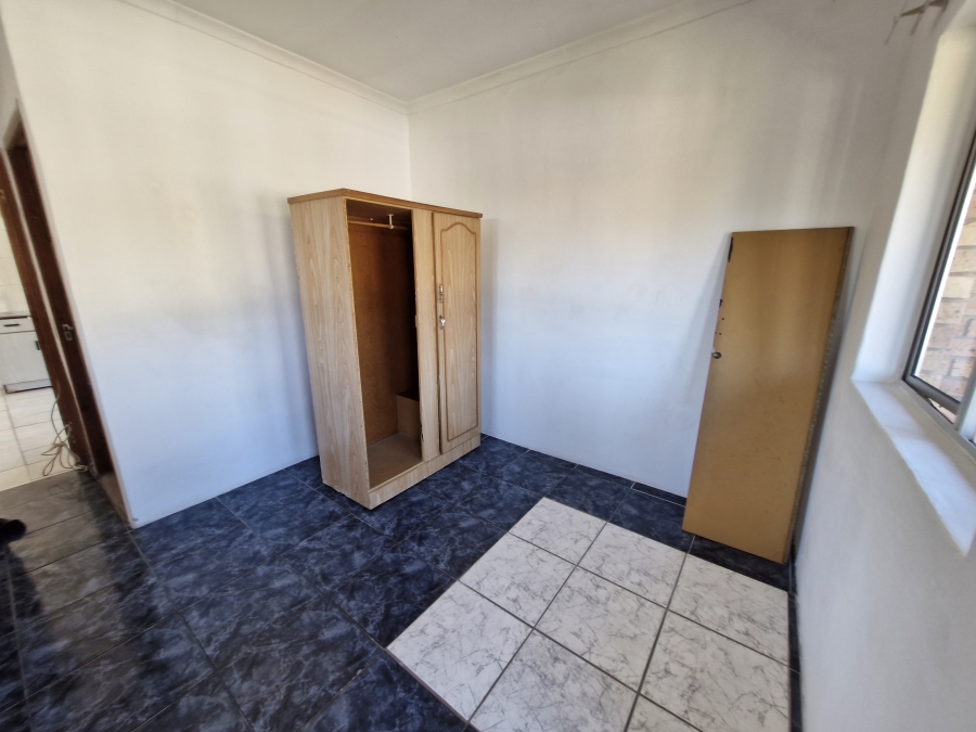 To Let 1 Bedroom Property for Rent in Hillary KwaZulu-Natal