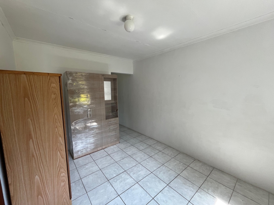 To Let 1 Bedroom Property for Rent in Hillary KwaZulu-Natal