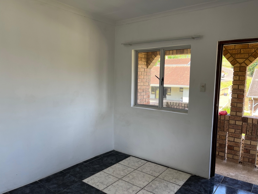 To Let 1 Bedroom Property for Rent in Hillary KwaZulu-Natal