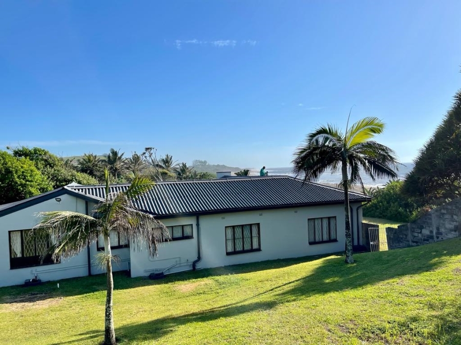 6 Bedroom Property for Sale in Tugela Mouth KwaZulu-Natal