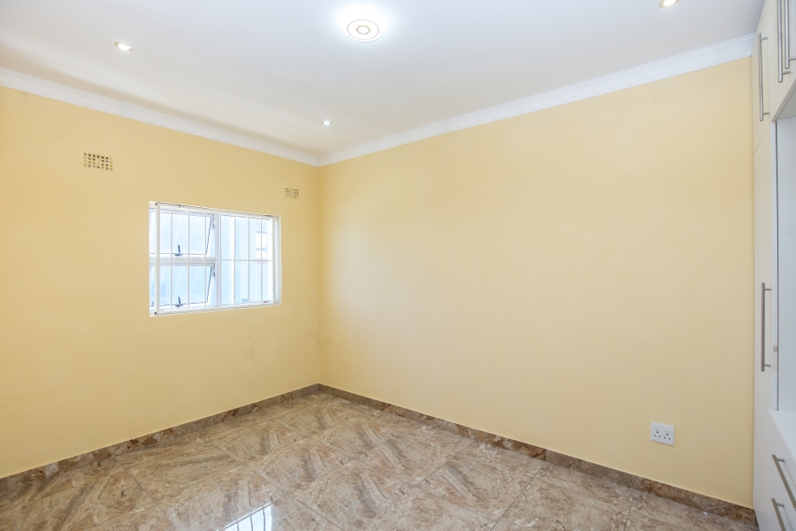 23 Bedroom Property for Sale in Brighton Beach KwaZulu-Natal