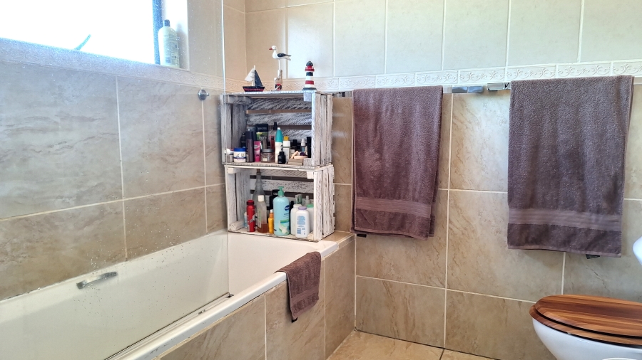 3 Bedroom Property for Sale in Amanzimtoti KwaZulu-Natal