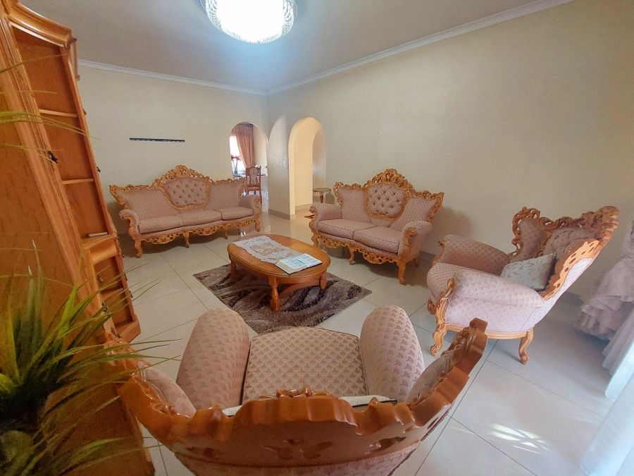 4 Bedroom Property for Sale in Sunningdale KwaZulu-Natal