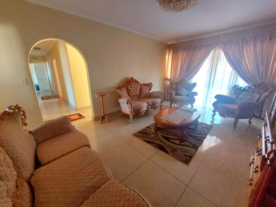 4 Bedroom Property for Sale in Sunningdale KwaZulu-Natal