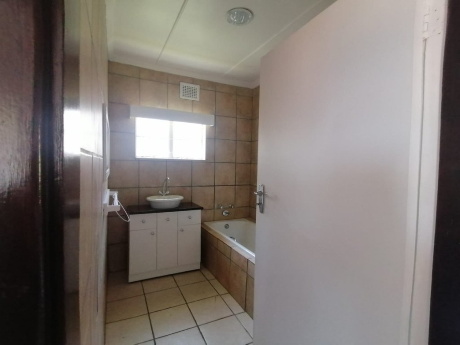 To Let 3 Bedroom Property for Rent in Park Hill KwaZulu-Natal
