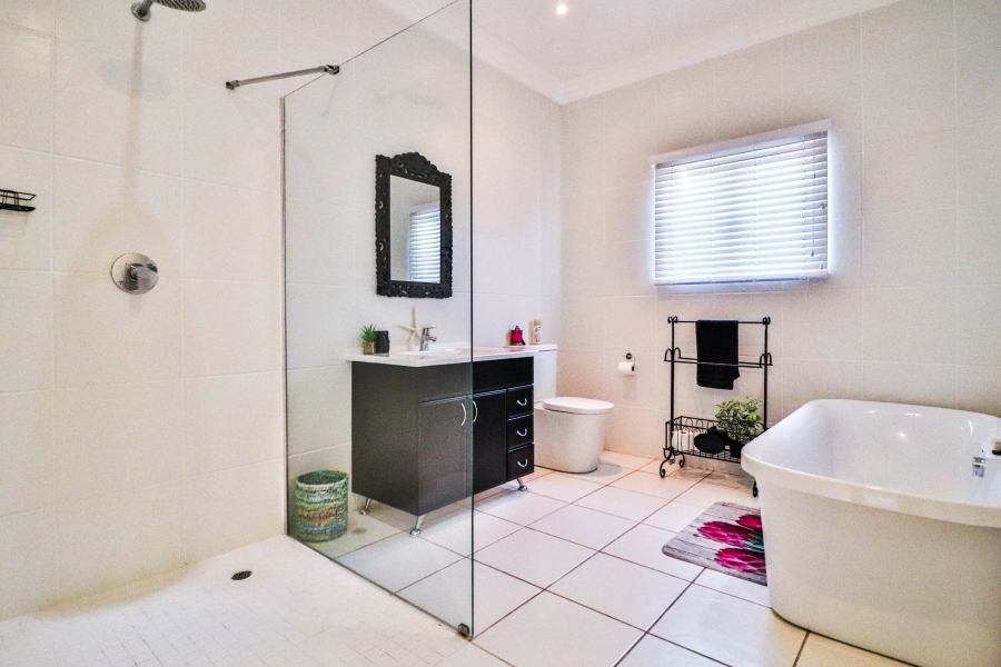 4 Bedroom Property for Sale in Intaba Ridge Secure Eco Estate KwaZulu-Natal