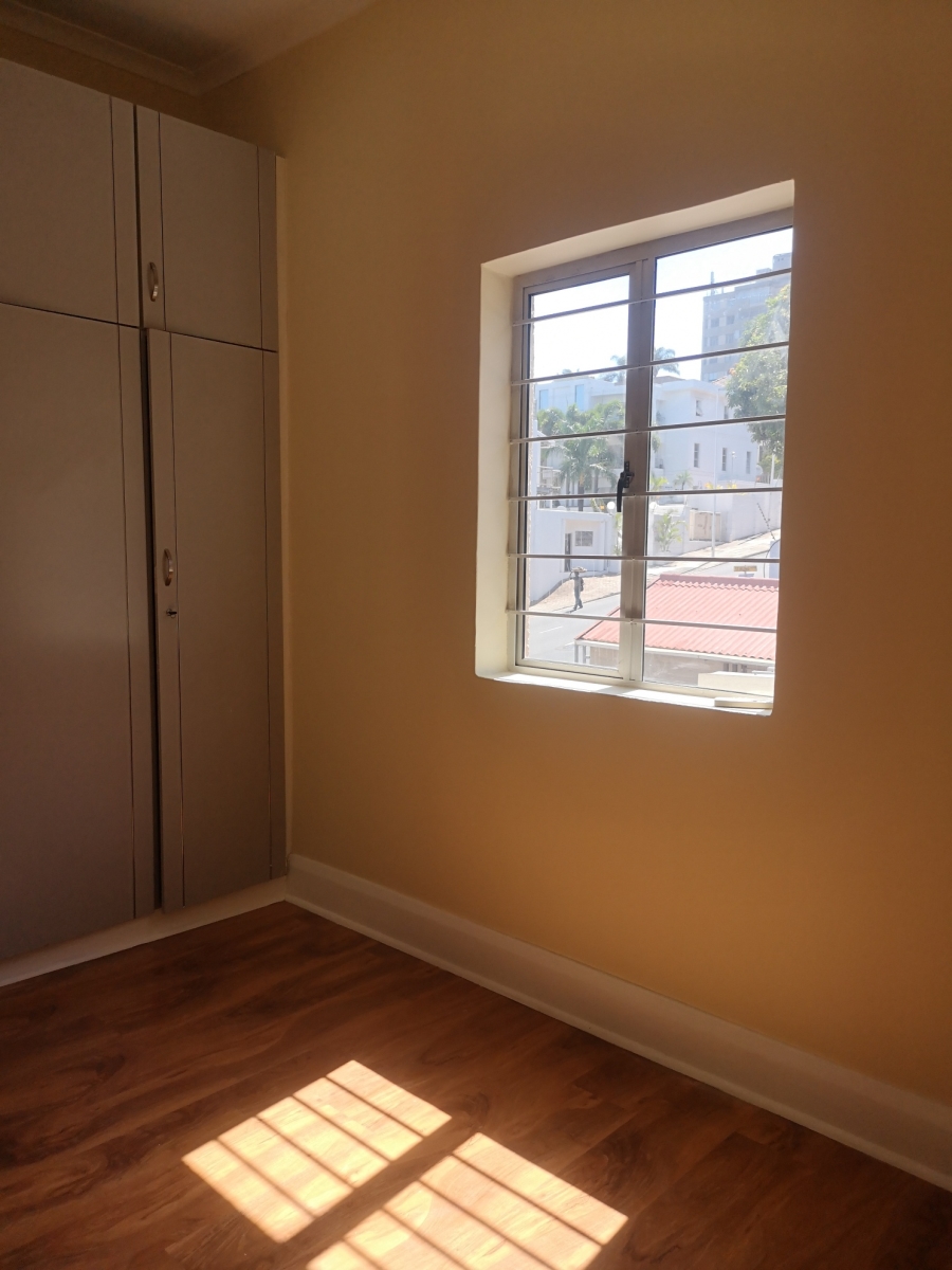 To Let 1 Bedroom Property for Rent in Essenwood KwaZulu-Natal