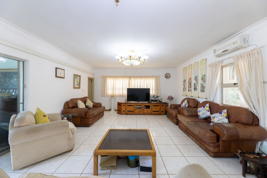 5 Bedroom Property for Sale in La Lucia KwaZulu-Natal