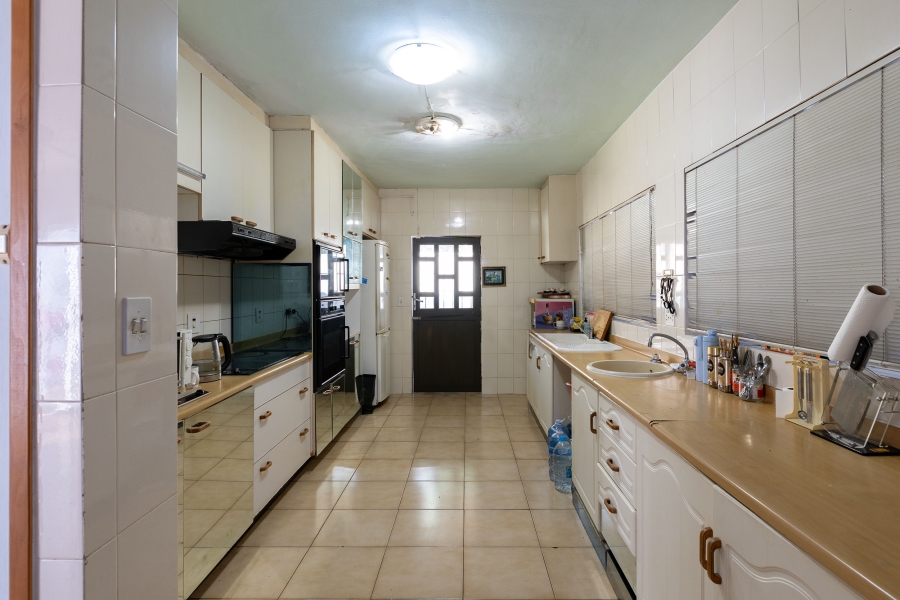 5 Bedroom Property for Sale in La Lucia KwaZulu-Natal