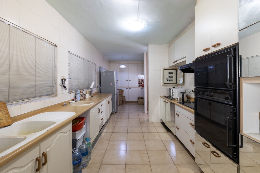 5 Bedroom Property for Sale in La Lucia KwaZulu-Natal