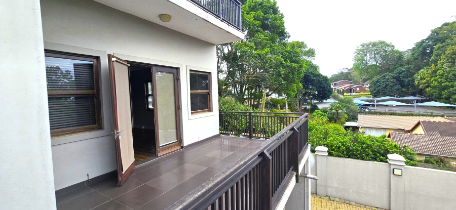 To Let commercial Property for Rent in Kloof KwaZulu-Natal