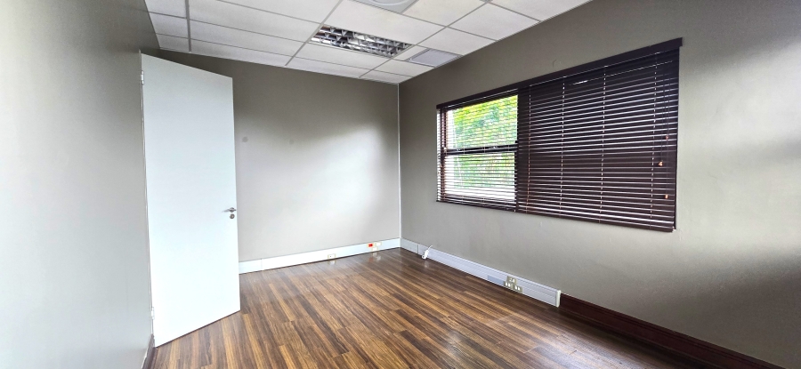 To Let commercial Property for Rent in Kloof KwaZulu-Natal