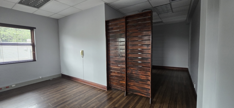 To Let commercial Property for Rent in Kloof KwaZulu-Natal