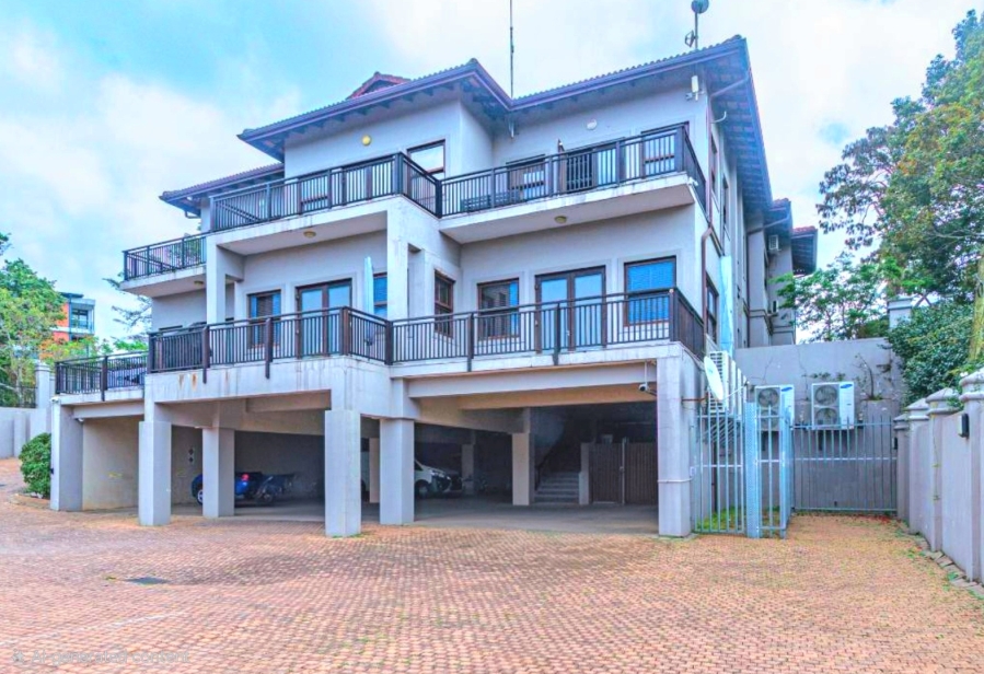 To Let commercial Property for Rent in Kloof KwaZulu-Natal