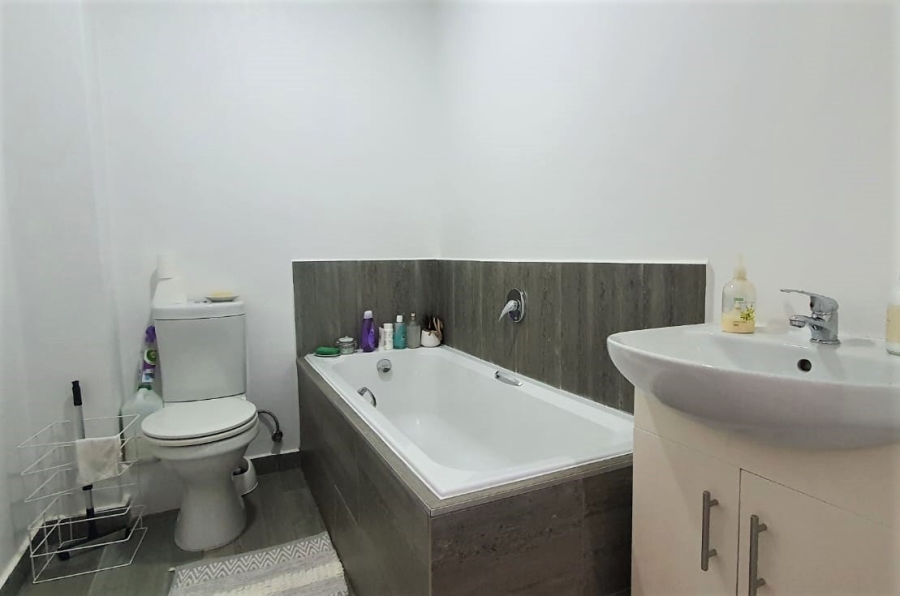 To Let 3 Bedroom Property for Rent in Durban North KwaZulu-Natal