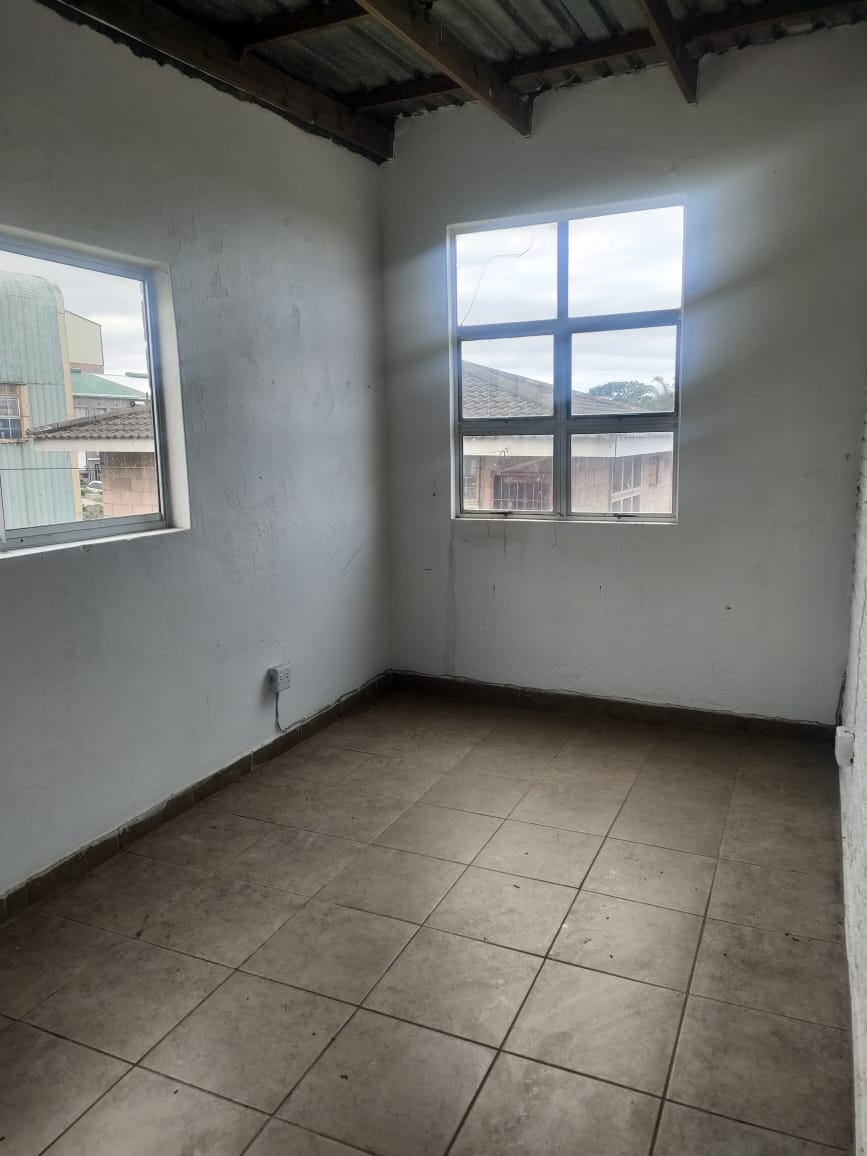To Let commercial Property for Rent in Silverglen KwaZulu-Natal