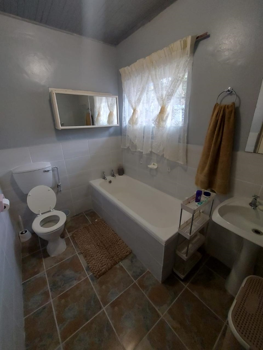 4 Bedroom Property for Sale in Tugela Mouth KwaZulu-Natal