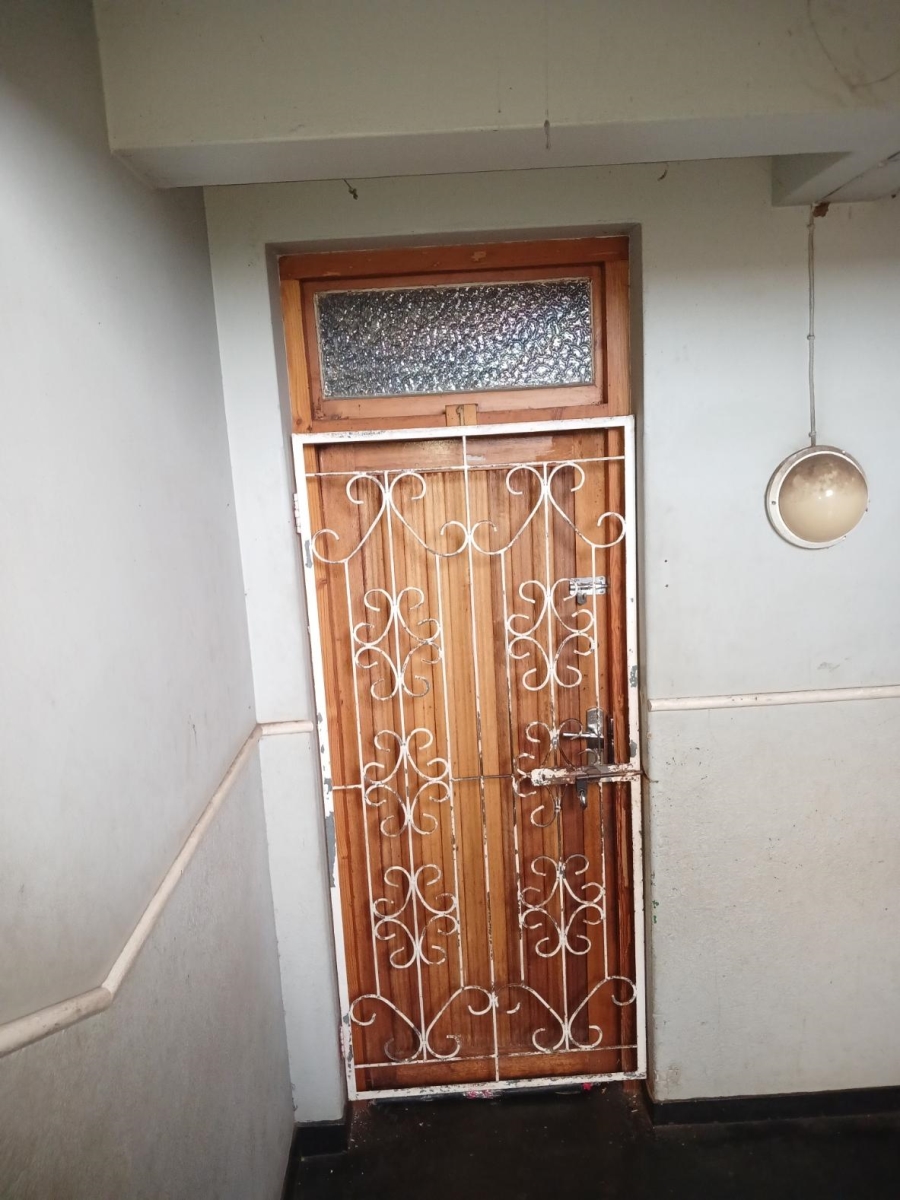 2 Bedroom Property for Sale in Umbilo KwaZulu-Natal
