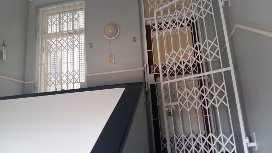 2 Bedroom Property for Sale in Umbilo KwaZulu-Natal