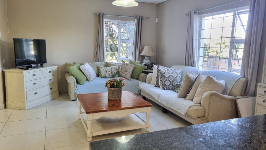 5 Bedroom Property for Sale in Mountain Homes KwaZulu-Natal