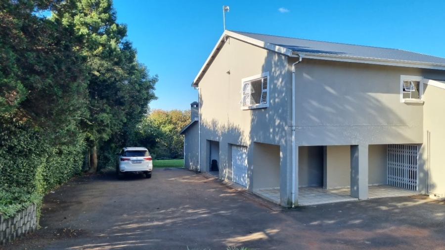 5 Bedroom Property for Sale in Mountain Homes KwaZulu-Natal