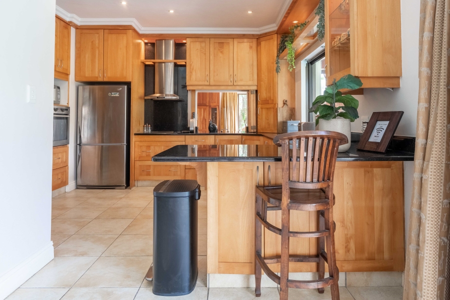 5 Bedroom Property for Sale in Selborne Golf Estate KwaZulu-Natal
